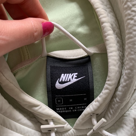 Nike Pullover Hoodie - Picture 2 of 6